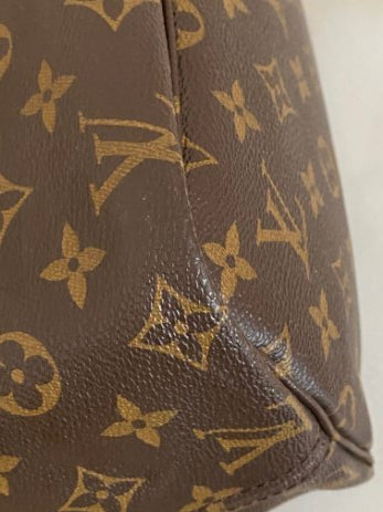 Louis Vuitton Monogram Neverfull Bag W/ Pochette