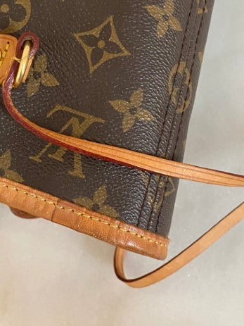 Louis Vuitton Monogram Neverfull Bag W/ Pochette