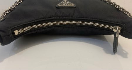 Prada Black Nylon Re-Edition 2005 Shoulder Bag