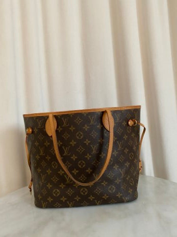 Louis Vuitton Monogram Neverfull Bag W/ Pochette