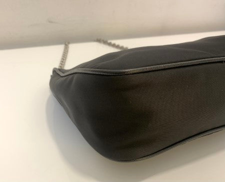 Prada Black Nylon Re-Edition 2005 Shoulder Bag