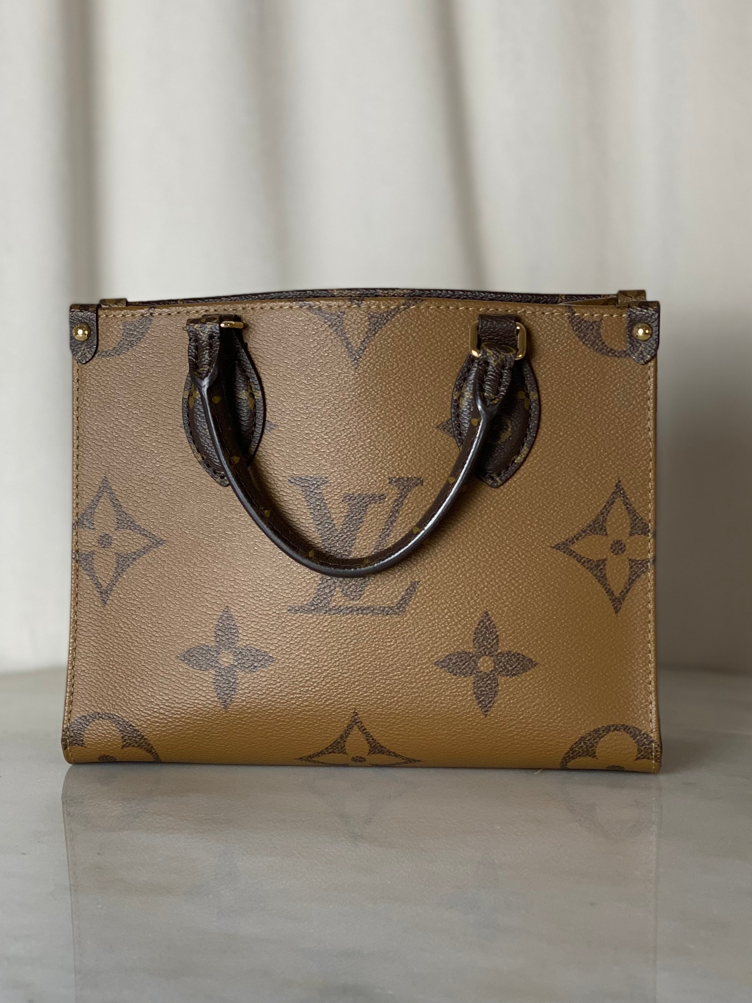 Louis Vuitton Monogram Onthego Pm Bag