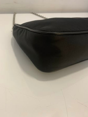 Prada Black Nylon Re-Edition 2005 Shoulder Bag