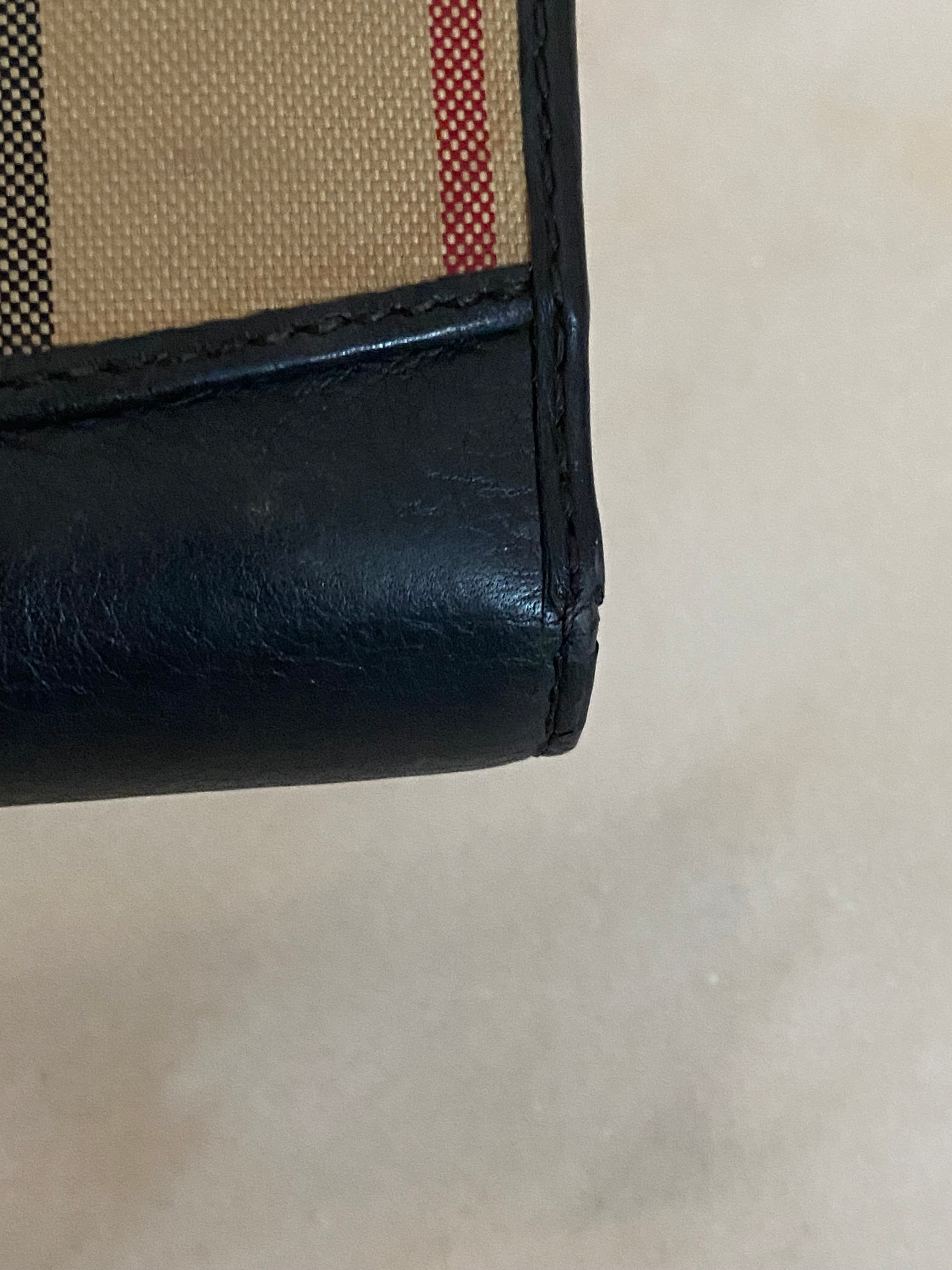 Burberry House Check Black Long Wallet