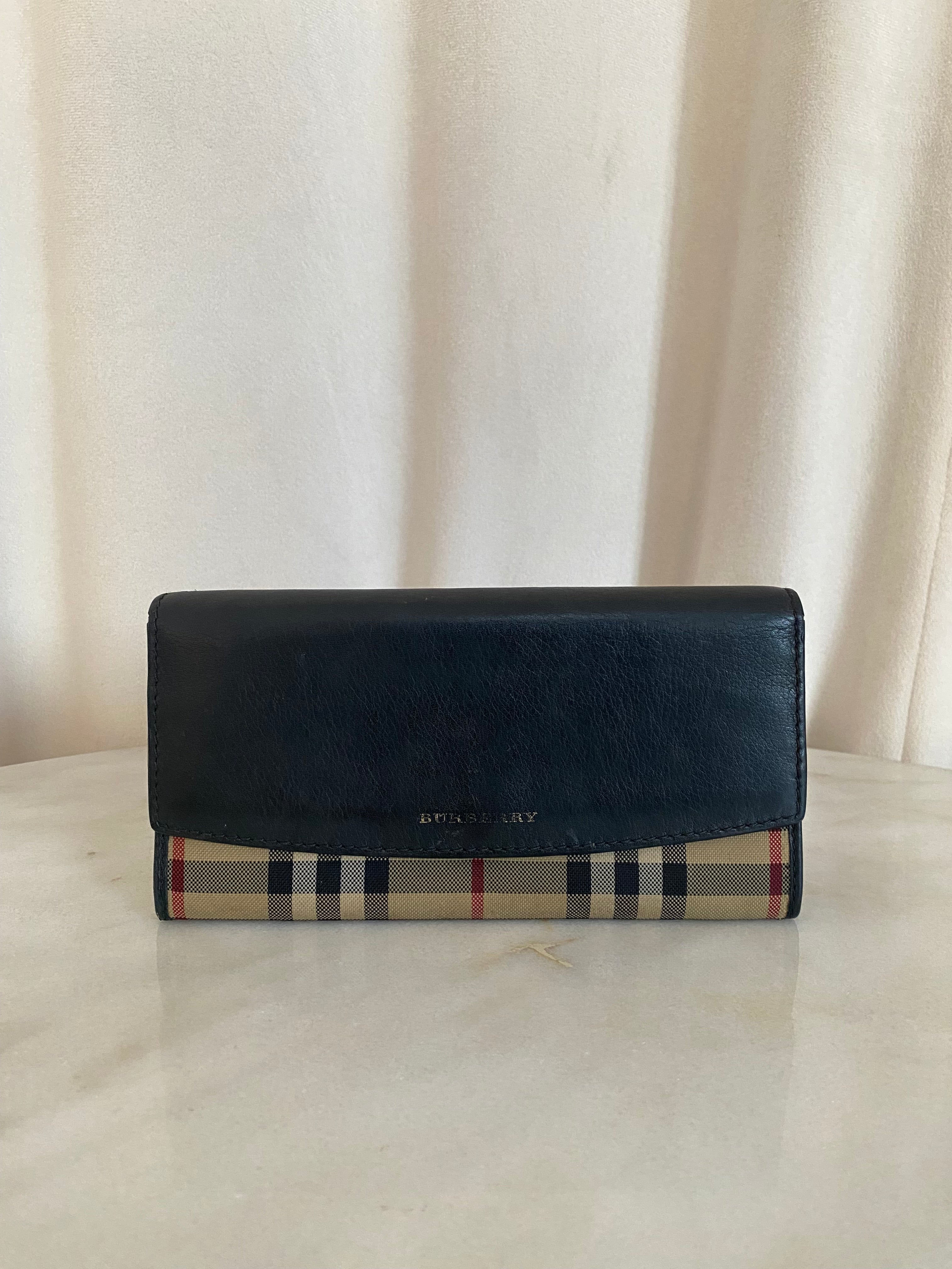 Burberry House Check Black Long Wallet