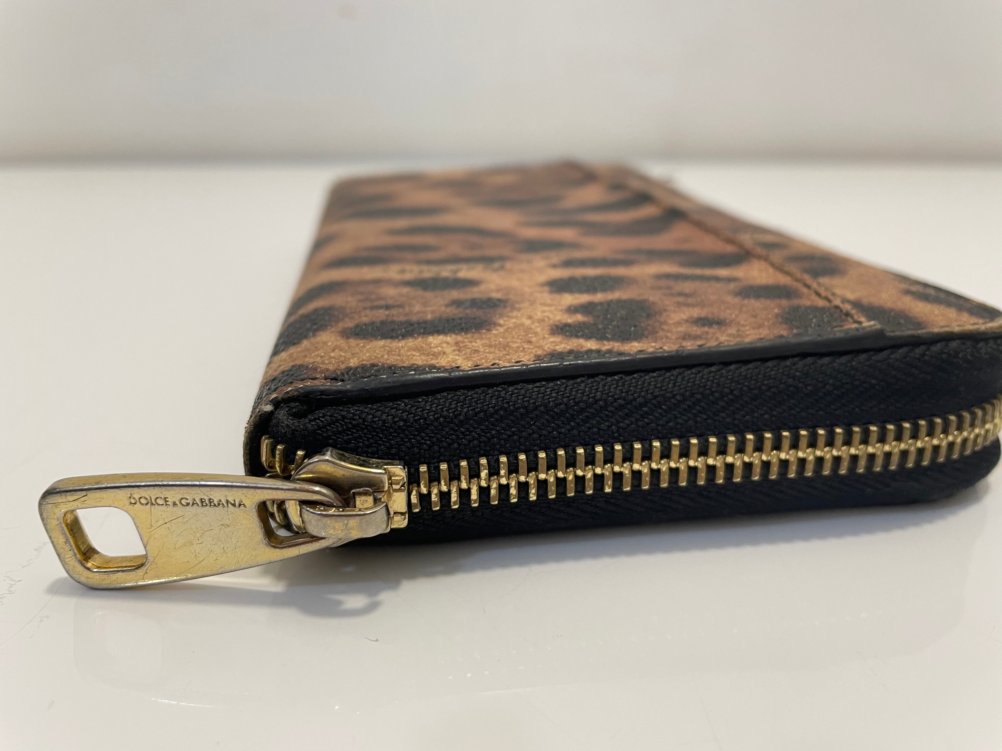 Dolce & Gabbana Leopard Long Zipper Wallet