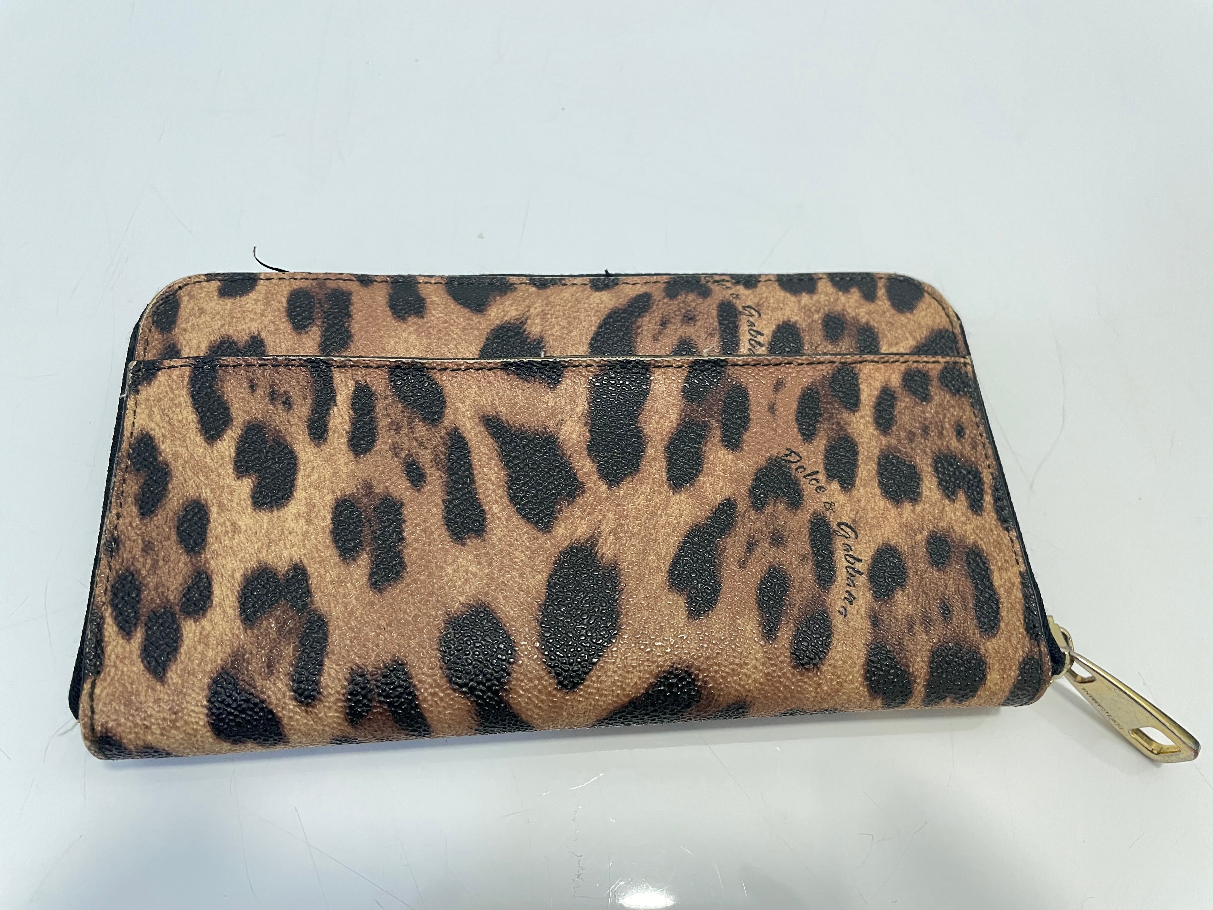 Dolce & Gabbana Leopard Long Zipper Wallet