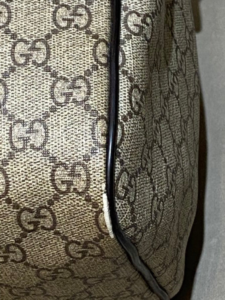 Gucci Bicolor GG Supreme Tattoo Print Joy Boston Medium Bag