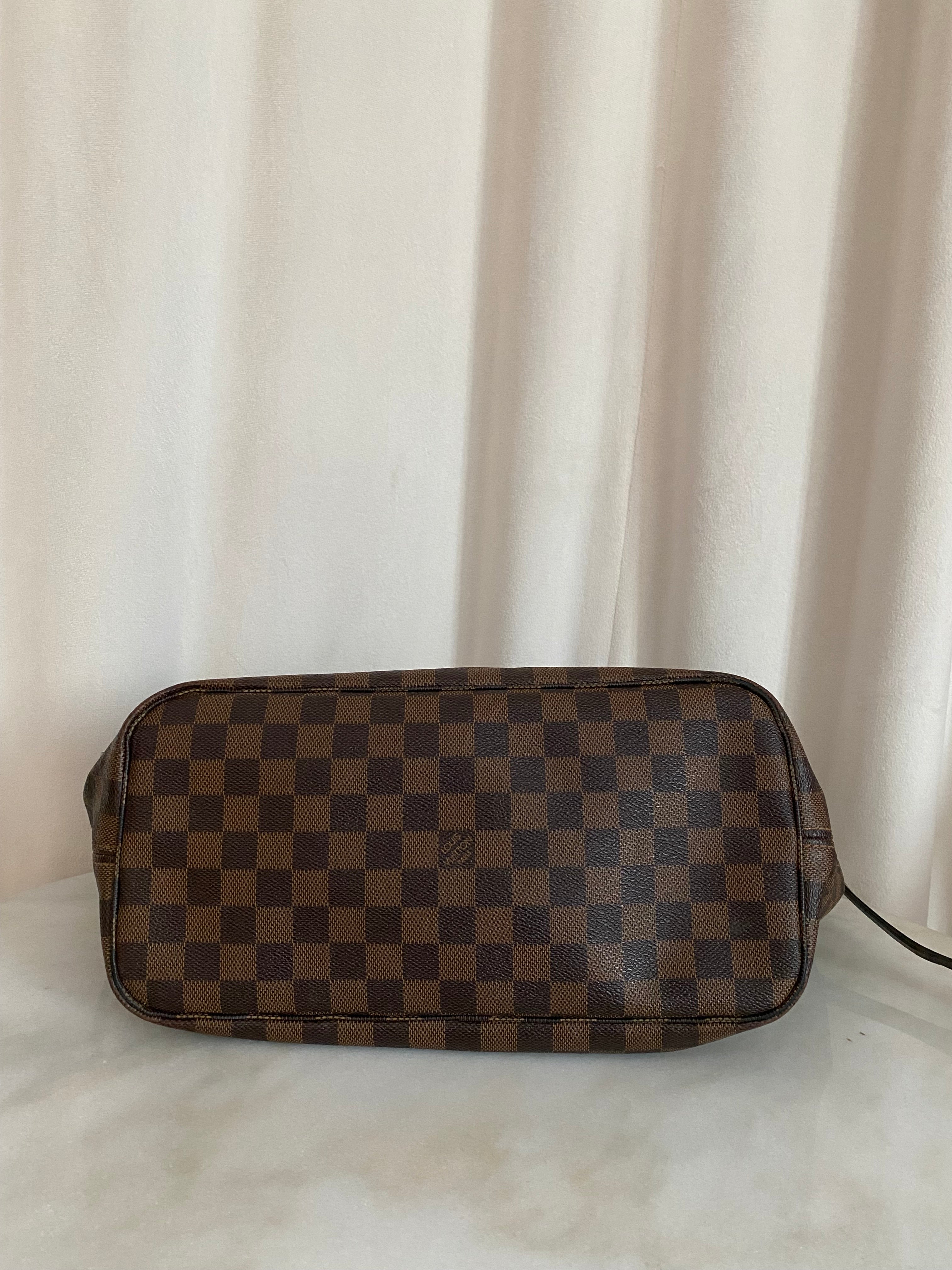 Louis Vuitton Damier Ebene Neverfull MM Bag