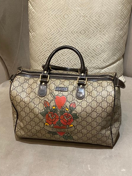 Gucci Bicolor GG Supreme Tattoo Print Joy Boston Medium Bag