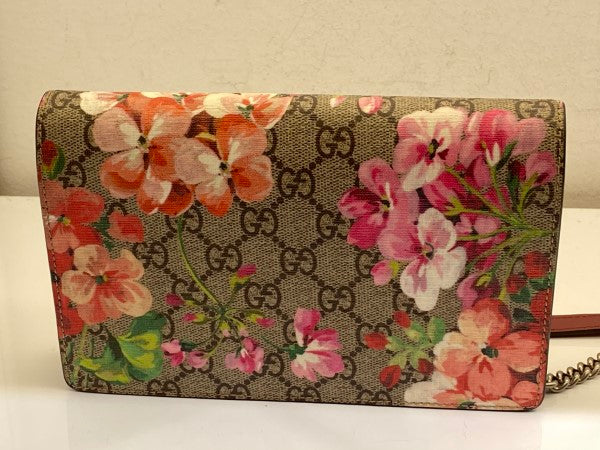 Gucci Bicolor GG Monogram Blooms Chain Wallet