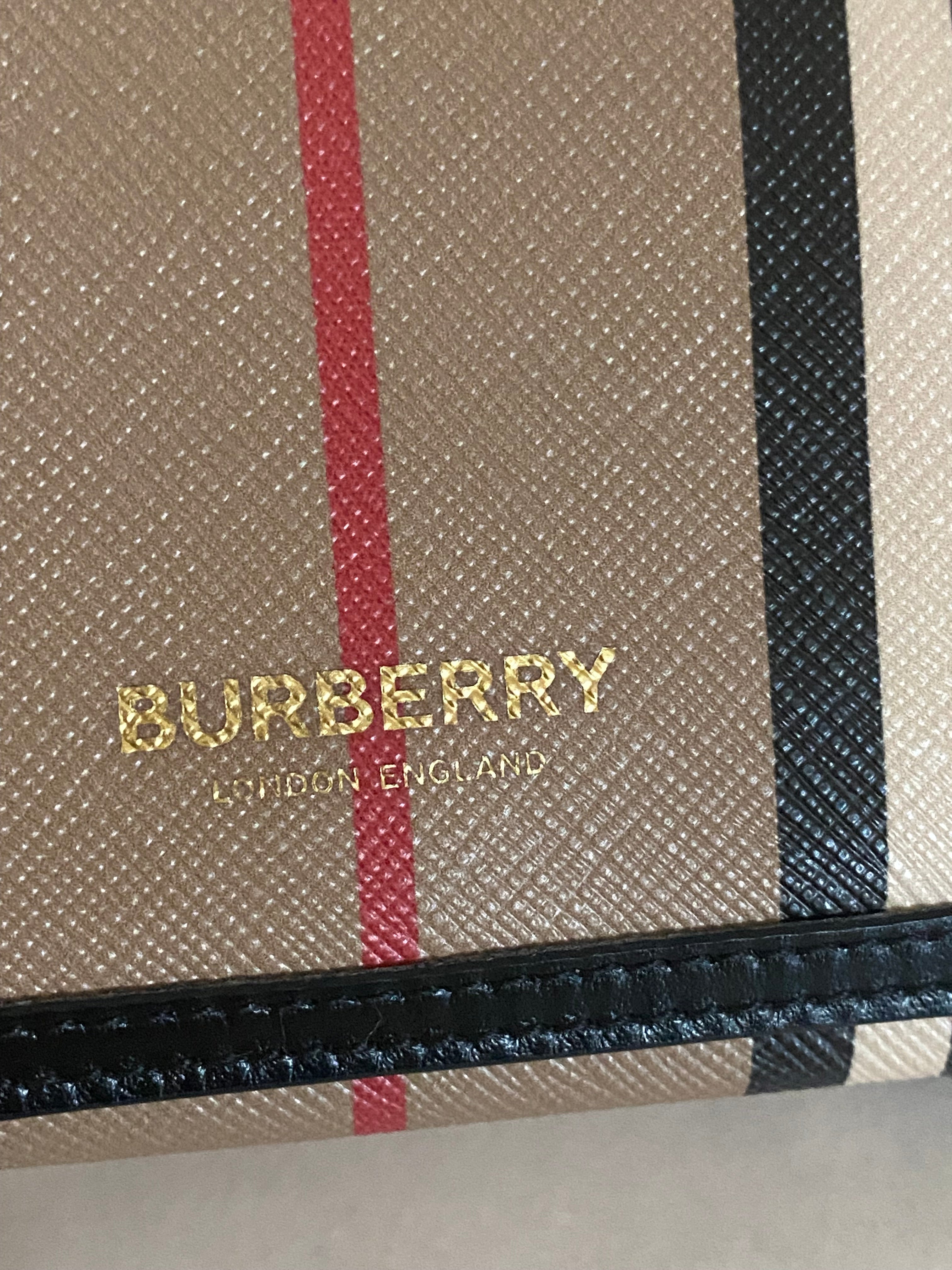 Burberry Bicolor Luna Icon Stripe Compact Bi-Fold Wallet