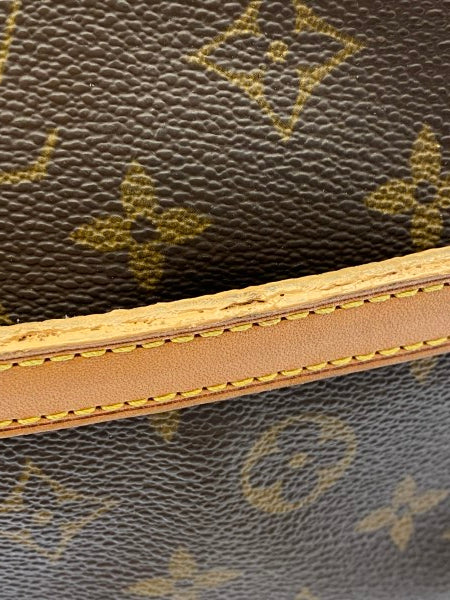 Louis Vuitton Monogram Trocadero 25 Crossbody Bag