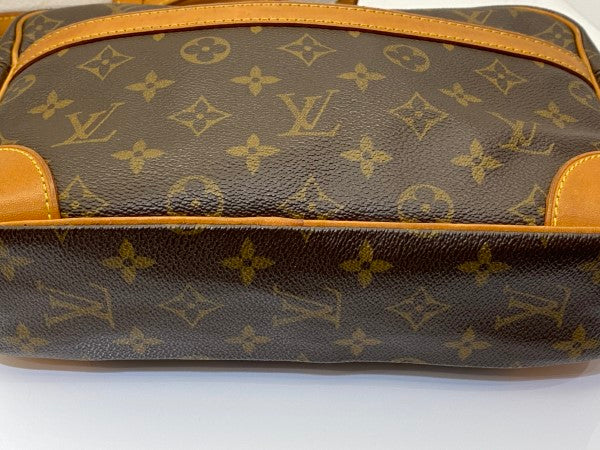 Louis Vuitton Monogram Trocadero 25 Crossbody Bag