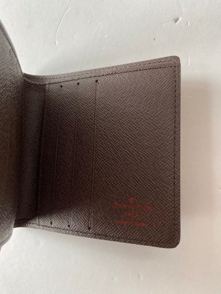 Louis Vuitton Damier Small Wallet