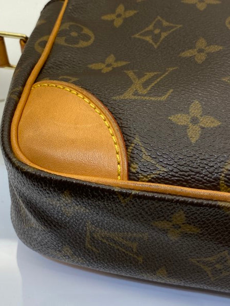 Louis Vuitton Monogram Trocadero 25 Crossbody Bag