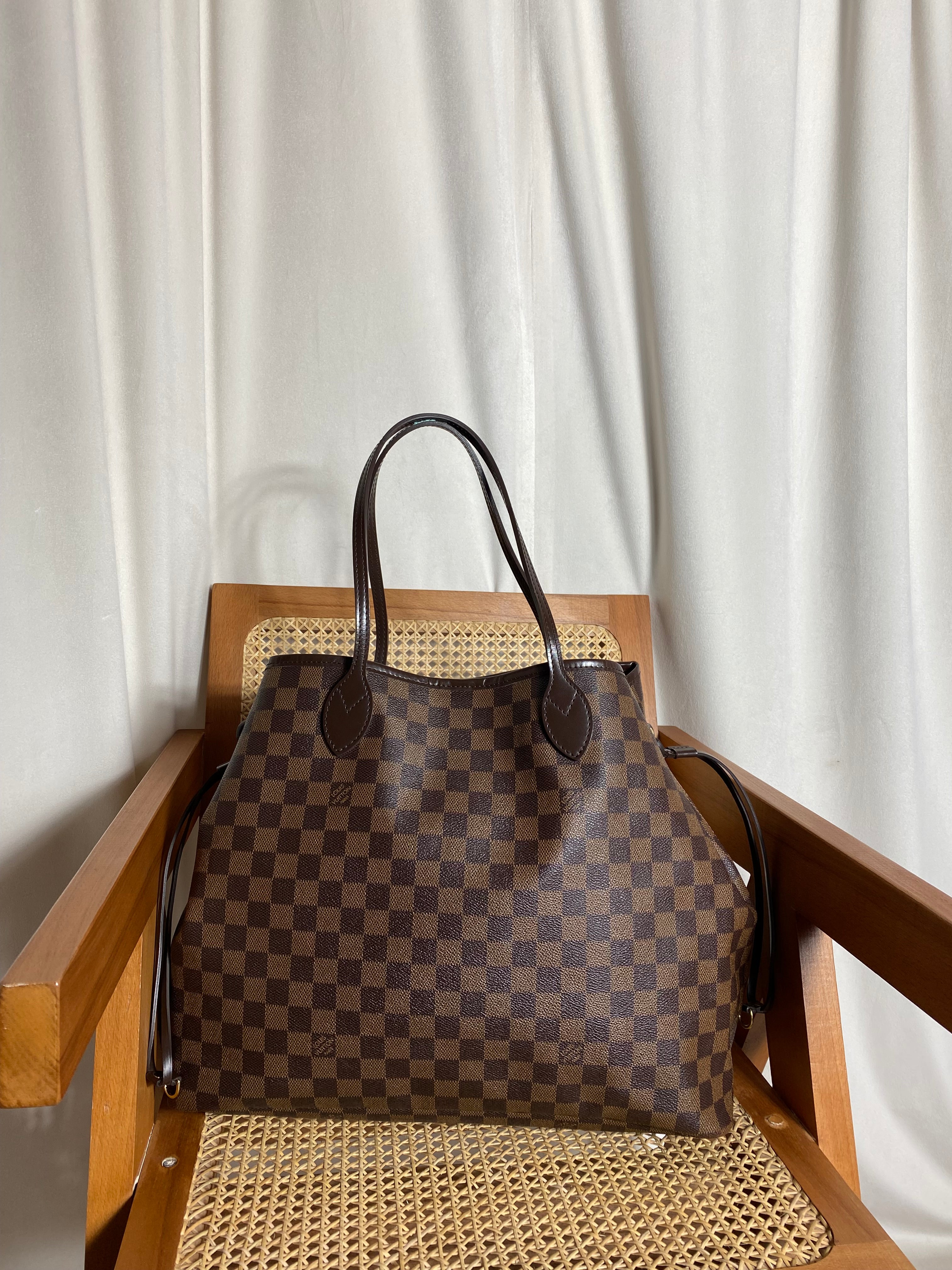 Louis Vuitton Damier Ebene Neverfull GM Bag