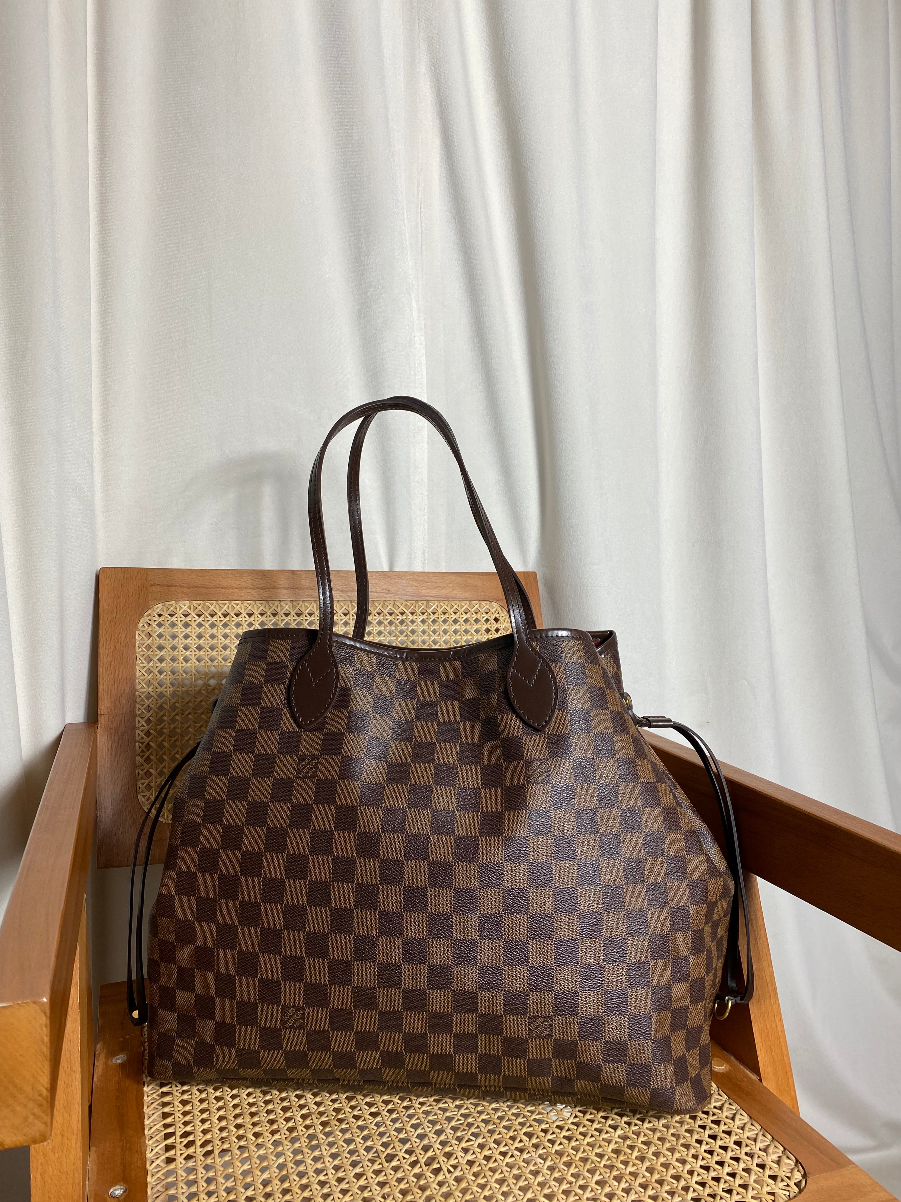 Louis Vuitton Damier Ebene Neverfull GM Bag