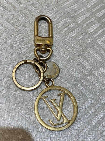 Louis Vuitton Gold Circle Bag Charm