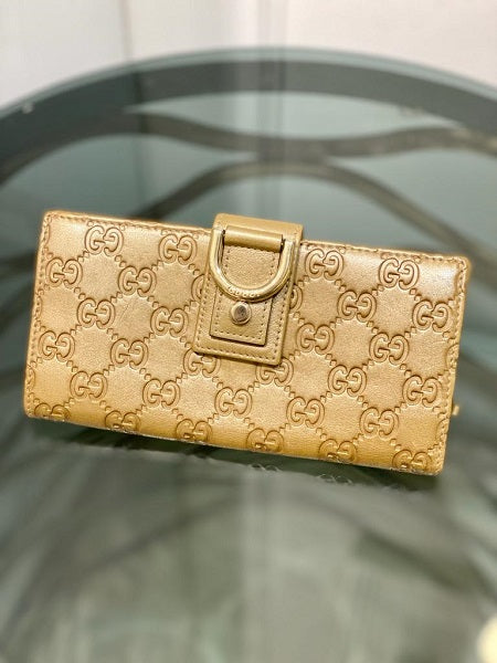 Gucci Champaign GG D Ring Continental Wallet