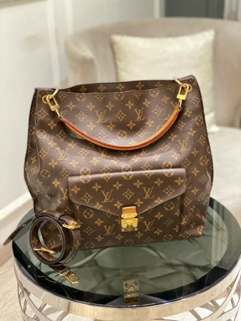 Louis Vuitton Monogram Metis Bag