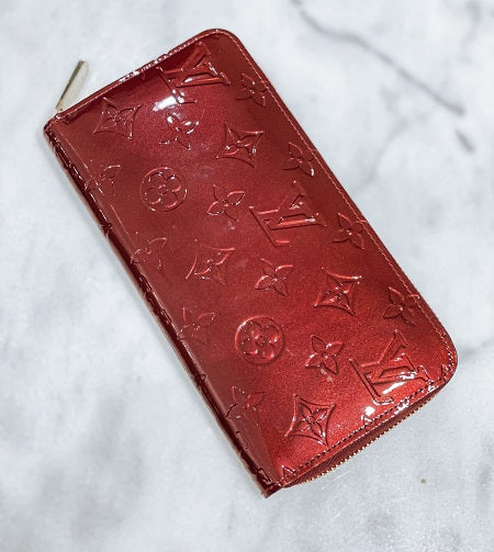 Louis Vuitton Monogram Vernis Zippy Wallet