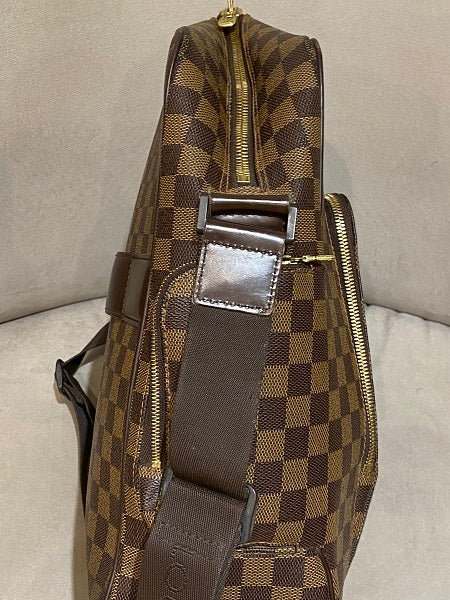 Louis Vuitton Damier Olav Messenger GM Bag