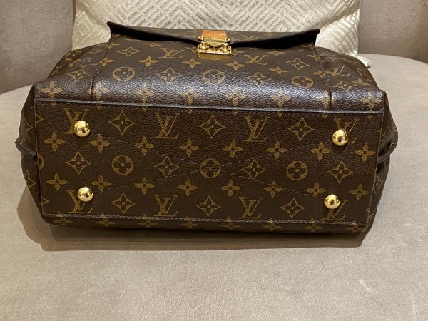 Louis Vuitton Monogram Metis Bag