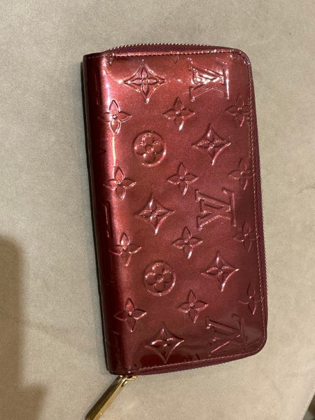 Louis Vuitton Burgundy Monogram Vernis Zippy Wallet