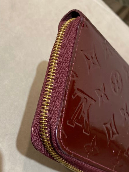 Louis Vuitton Burgundy Monogram Vernis Zippy Wallet