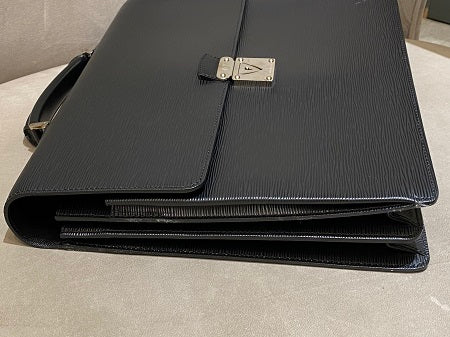 Louis Vuitton Robusto 2 Briefcase