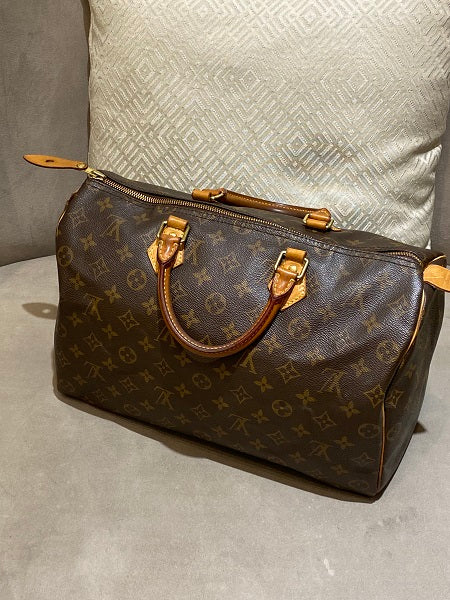 Louis Vuitton Monogram Speedy 35 Bag