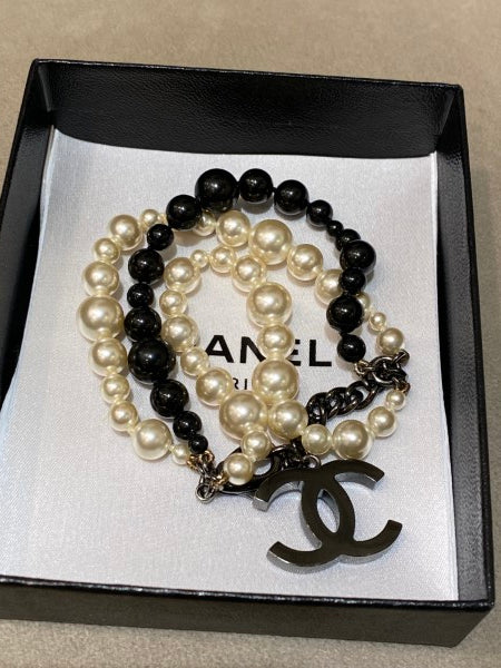Chanel Bicolor CC Pearl Bracelet