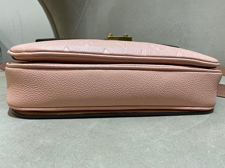 Louis Vuitton Pochette Metis Bag