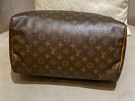 Louis Vuitton Monogram Speedy 35 Bag