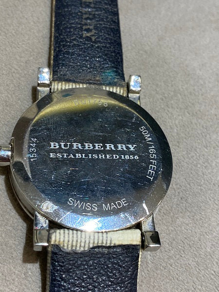 Burberry grey store watch