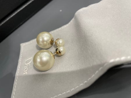 Christian Dior White Tribales Pearl Earrings