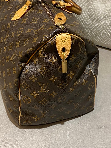 Louis Vuitton Monogram Speedy 40 Bag