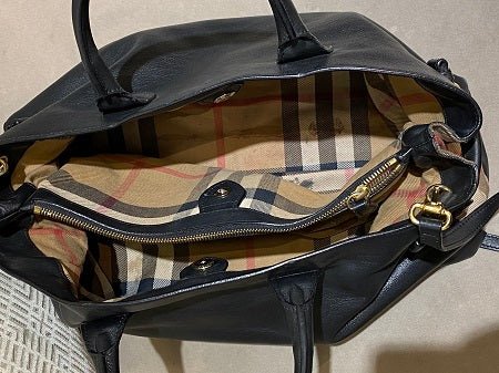 Burberry Black Banner House Check Bag