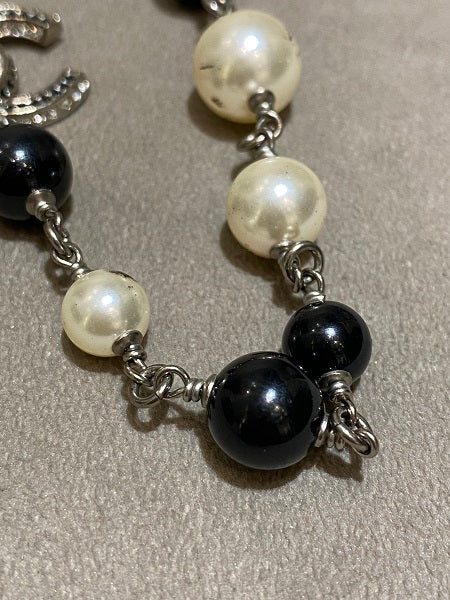 Chanel Bicolor Pearl Necklace