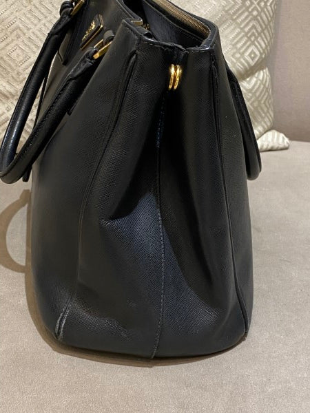 Prada Black Lux Galleria Medium Tote Bag