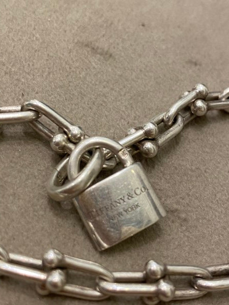 Tiffany & Co. Sterling Silver Blue Enamel Keyhole Heart Lock Necklace,  Tiffany 925 Silver Teal Heart Padlock Key Hole Necklace Mini Small - Etsy |  Tiffany & co., Pretty jewellery, Tiffany necklace